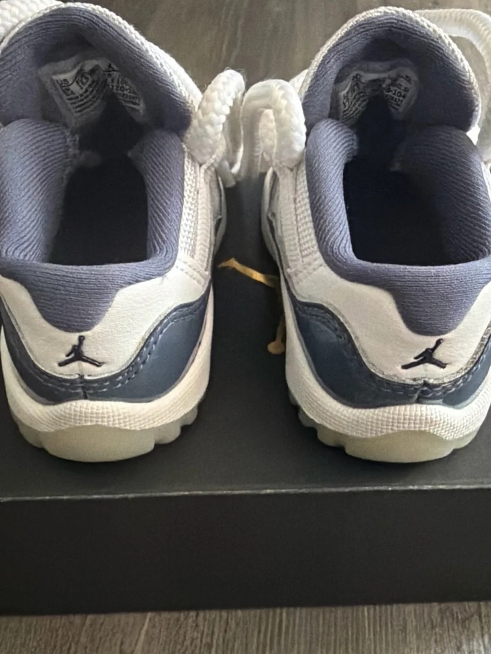 Jordan 11 Retro Low TD Diffused Blue / Midnight Navy